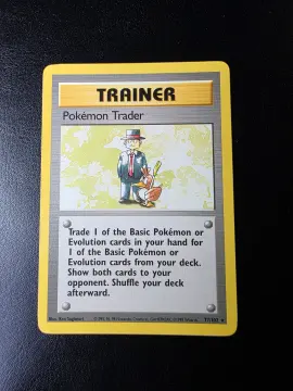 Voorkant Pokémon Trader 77/102 uit Base Set Rare Near Mint conditie Pokémon kaart productfoto NM 1/3