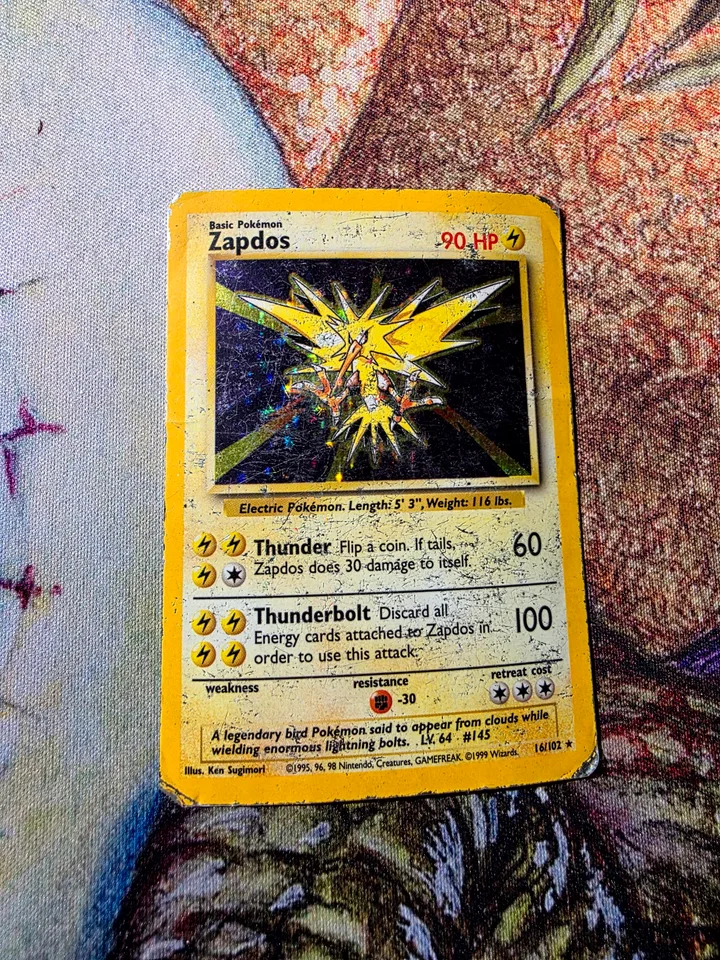 Zapdos #16 uit Base Set Rare Holo Poor conditie productfoto