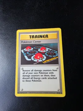 Voorkant Pokémon Center 85/102 uit Base Set Rare Near Mint conditie Pokémon kaart productfoto NM 1