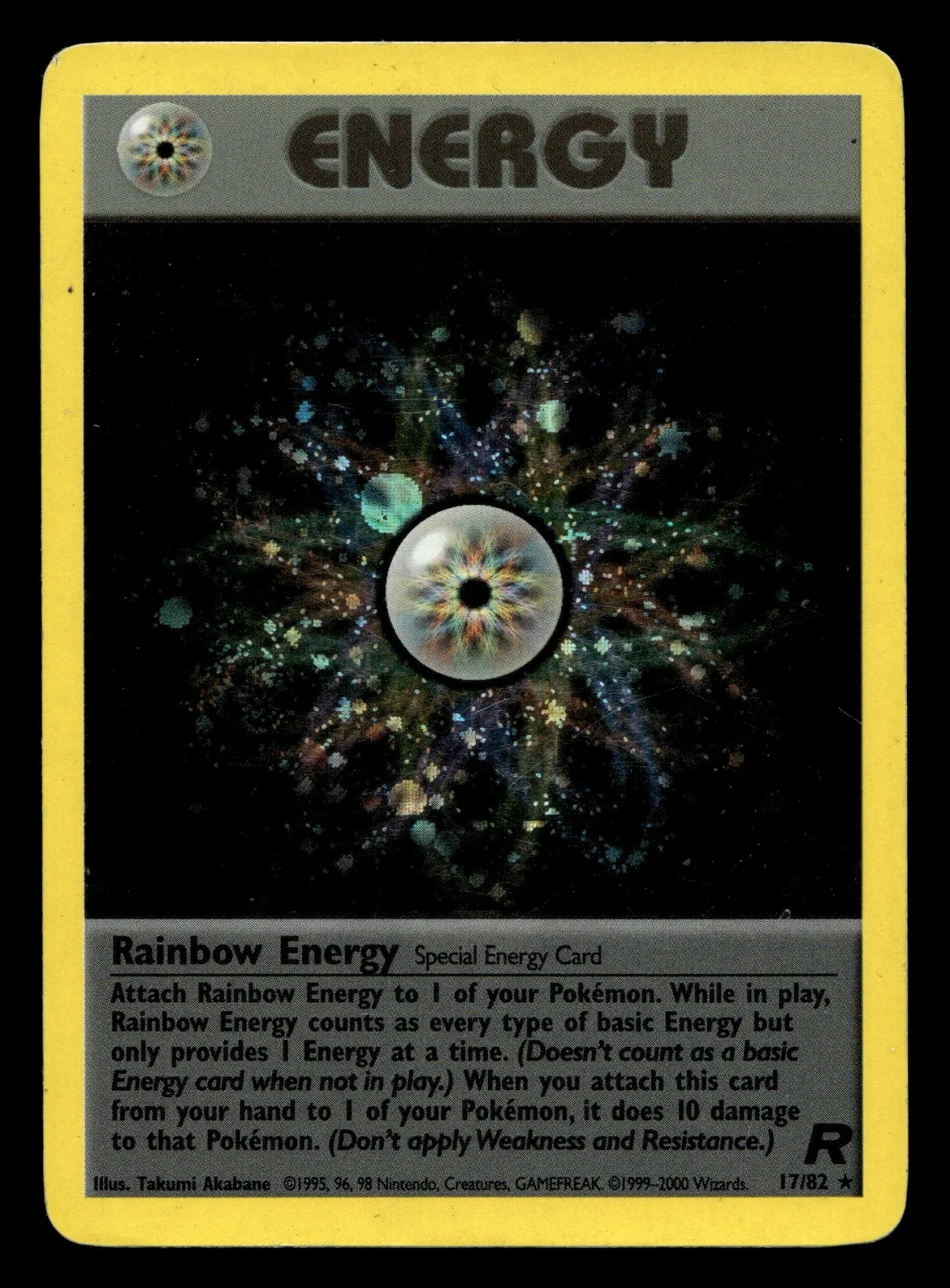 Voorkant Rainbow Energy 17/82 uit Team Rocket Rare Holo Light Played conditie Pokémon kaart productfoto