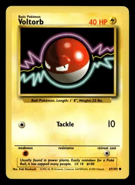Voorkant Voltorb 67/102 uit Base Set Common Near Mint - conditie Pokémon kaart productfoto NM- 2/3